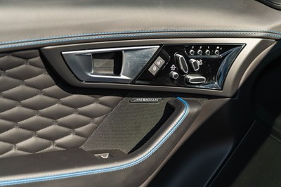 Lot 95 - 2016 Jaguar F-Type SVR