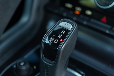 Lot 95 - 2016 Jaguar F-Type SVR