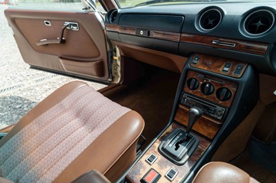 Lot 117 - 1978 Mercedes 280CE