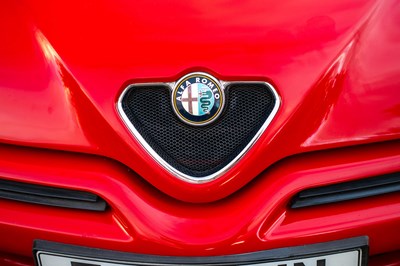 Lot 8 - 1999 Alfa Romeo GTV 3.0 V6 24v Lusso