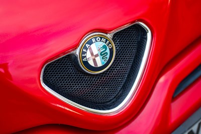 Lot 8 - 1999 Alfa Romeo GTV 3.0 V6 24v Lusso