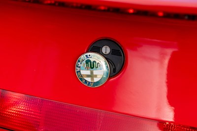 Lot 8 - 1999 Alfa Romeo GTV 3.0 V6 24v Lusso