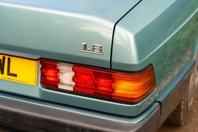Lot 24 - 1992 Mercedes 190E