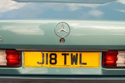 Lot 24 - 1992 Mercedes 190E