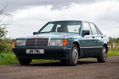 Lot 24 - 1992 Mercedes 190E