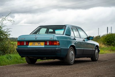 Lot 24 - 1992 Mercedes 190E