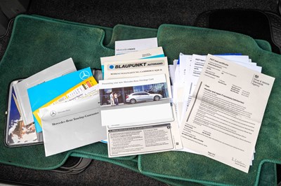Lot 24 - 1992 Mercedes 190E