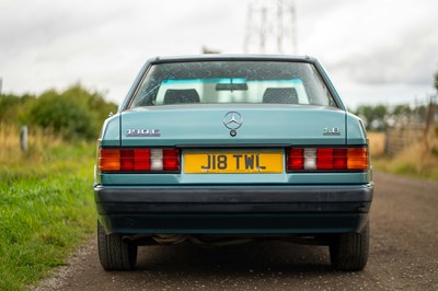 Lot 24 - 1992 Mercedes 190E