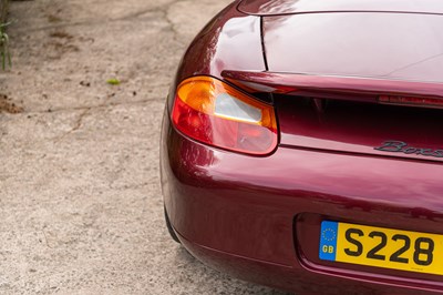 Lot 9 - 1998 Porsche Boxster