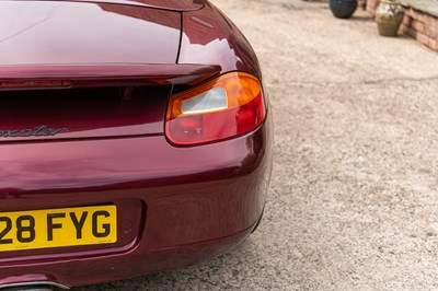 Lot 9 - 1998 Porsche Boxster