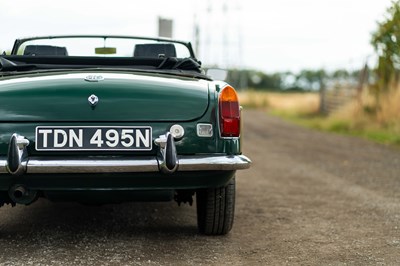 Lot 5 - 1974 MGB Roadster