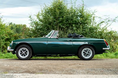 Lot 5 - 1974 MGB Roadster