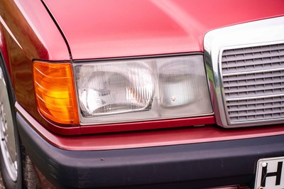 Lot 15 - 1991 Mercedes 190E