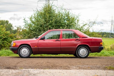 Lot 15 - 1991 Mercedes 190E