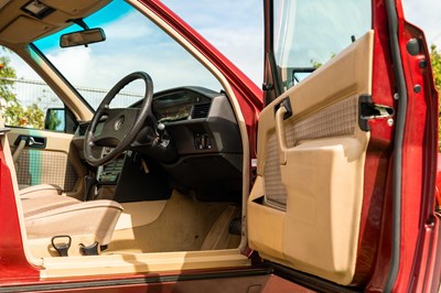 Lot 15 - 1991 Mercedes 190E