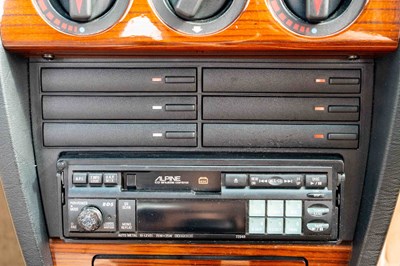 Lot 15 - 1991 Mercedes 190E