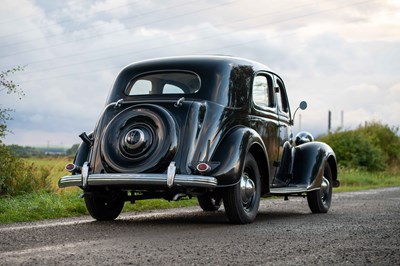 Lot 2 - 1948 Ford V8 Pilot