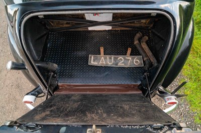 Lot 2 - 1948 Ford V8 Pilot