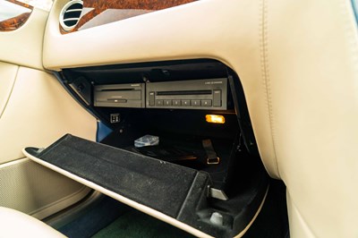 Lot 16 - 2006 Bentley Flying Spur