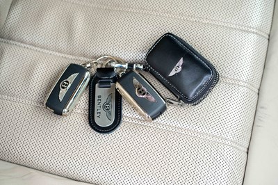 Lot 16 - 2006 Bentley Flying Spur