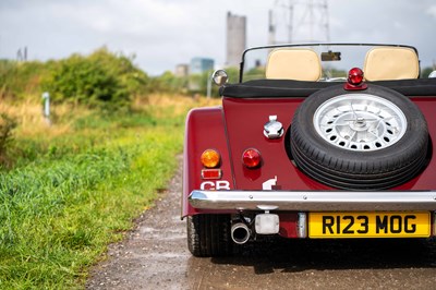 Lot 41 - 2001 Morgan Plus Eight