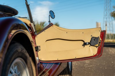 Lot 41 - 2001 Morgan Plus Eight