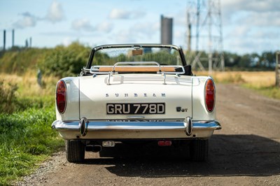 Lot 58 - 1966 Sunbeam Alpine GT