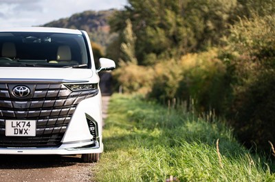 Lot 55 - 2024 Toyota Alphard Executive Lounge