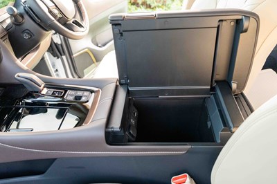 Lot 55 - 2024 Toyota Alphard Executive Lounge