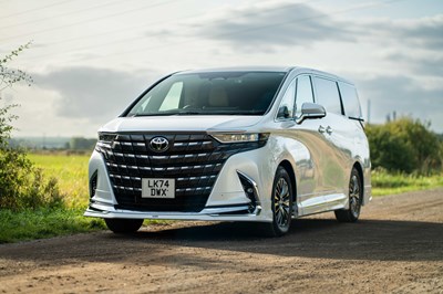Lot 55 - 2024 Toyota Alphard Executive Lounge