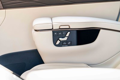 Lot 55 - 2024 Toyota Alphard Executive Lounge