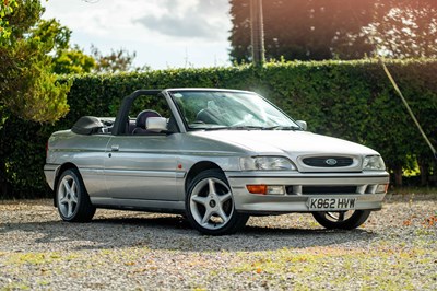 Lot 25 - 1993 Ford Escort XR3i Cabriolet