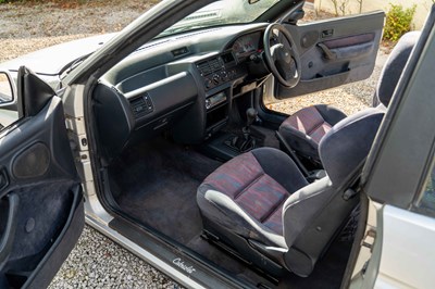 Lot 25 - 1993 Ford Escort XR3i Cabriolet
