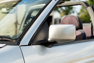 Lot 25 - 1993 Ford Escort XR3i Cabriolet