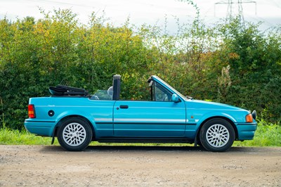 Lot 19 - 1990 Ford Escort Cabriolet