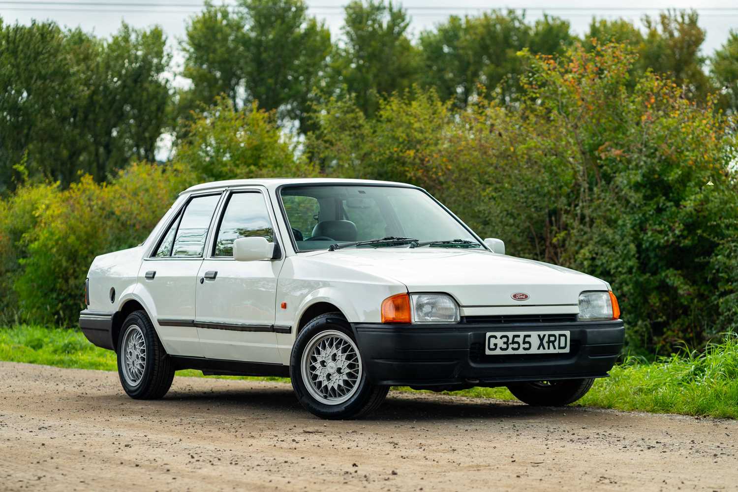 Lot 22 - 1989 Ford Orion 1.6i Ghia