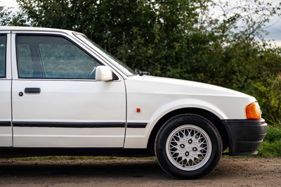 Lot 22 - 1989 Ford Orion 1.6i Ghia