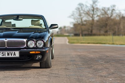 Lot 46 - 2001 Jaguar XJ8