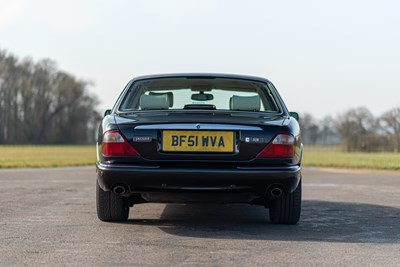 Lot 46 - 2001 Jaguar XJ8