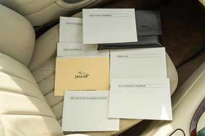 Lot 46 - 2001 Jaguar XJ8