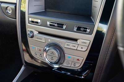 Lot 47 - 2010 Jaguar XKR Coupe