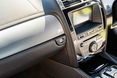 Lot 47 - 2010 Jaguar XKR Coupe