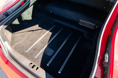 Lot 47 - 2010 Jaguar XKR Coupe