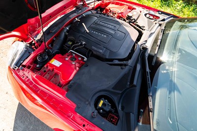 Lot 47 - 2010 Jaguar XKR Coupe