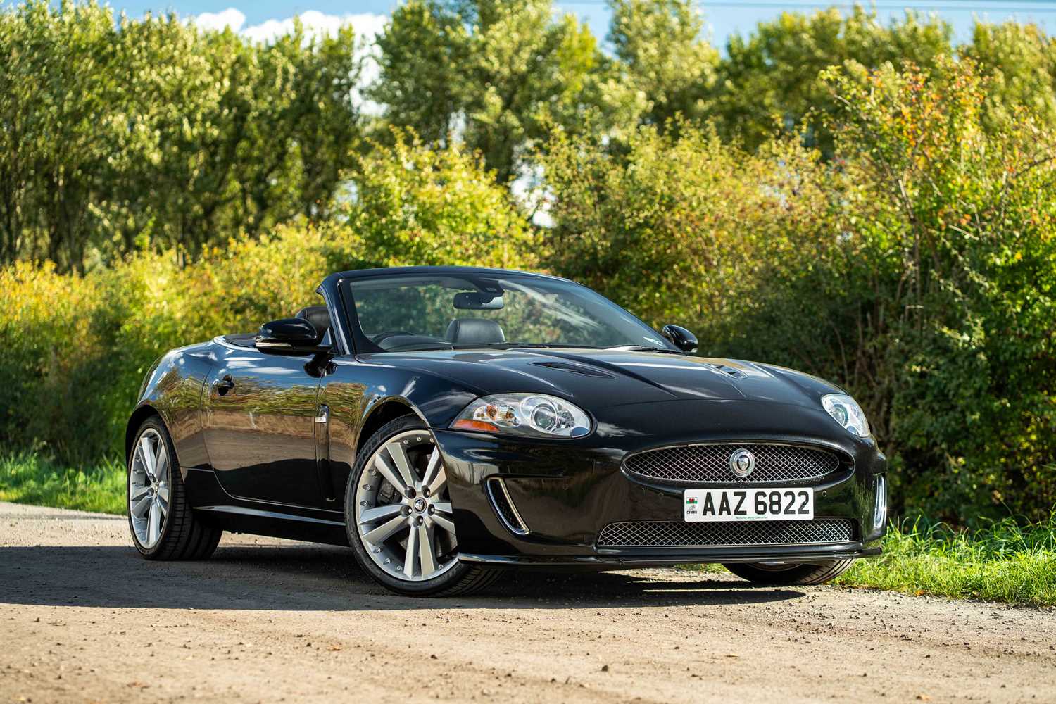 Lot 59 - 2010 Jaguar XKR Convertible