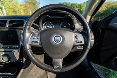 Lot 59 - 2010 Jaguar XKR Convertible