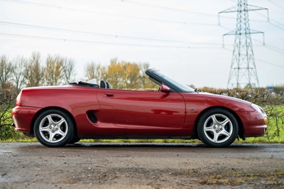 Lot 5 - 1998 MG MGF