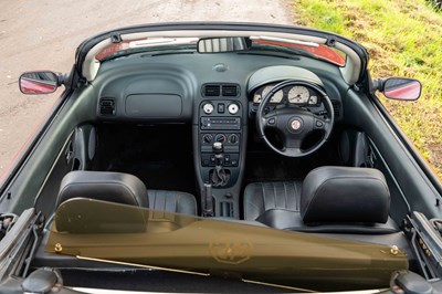 Lot 5 - 1998 MG MGF