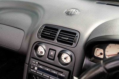 Lot 5 - 1998 MG MGF