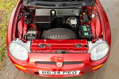 Lot 5 - 1998 MG MGF